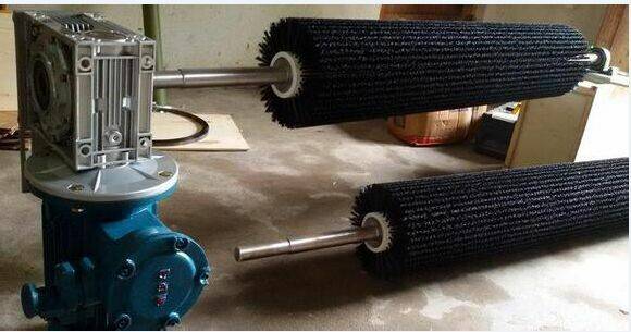 电动毛刷清扫器