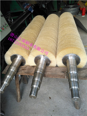 钢板脱脂毛刷辊（波纹尼龙丝）