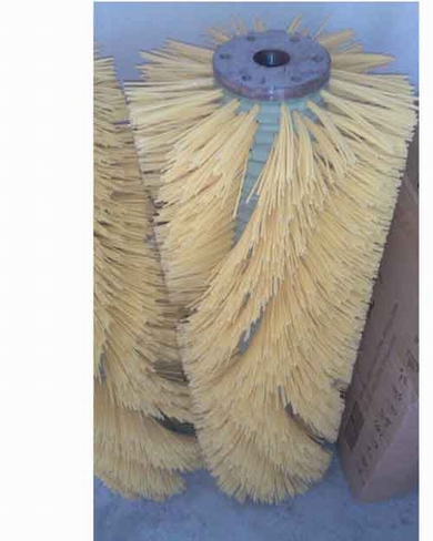 小型扫雪车辊刷（260元）